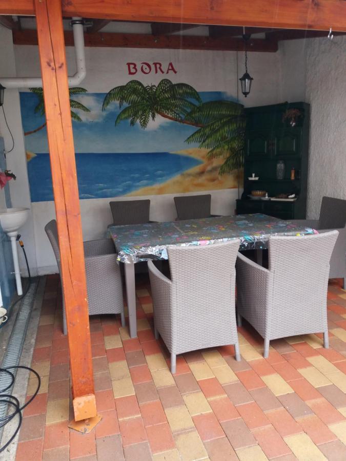Bora Vendégház Eger Exterior foto